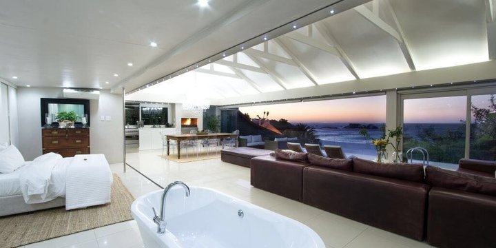 To Let 4 Bedroom Property for Rent in Clifton Western Cape